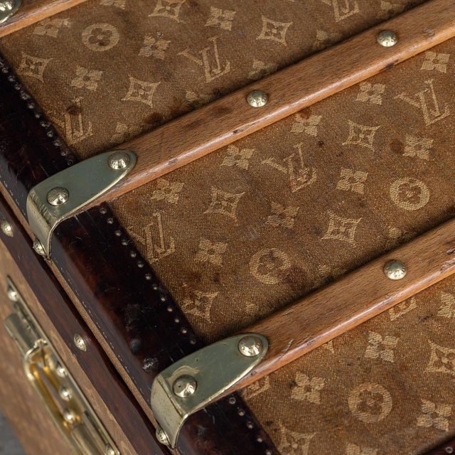 Antique 19th Century Louis Vuitton Courier Trunk in Woven Canvas, France, 1896 For Sale - Image 10 of 18