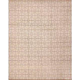 Nazmiyal Collection Diamond Design Modern Area Rug For Sale
