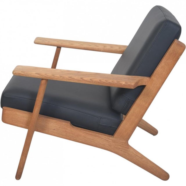 GE290 Chair in Oak and Black Leather by Hans Wegner, 1980s For Sale - Image 13 of 18