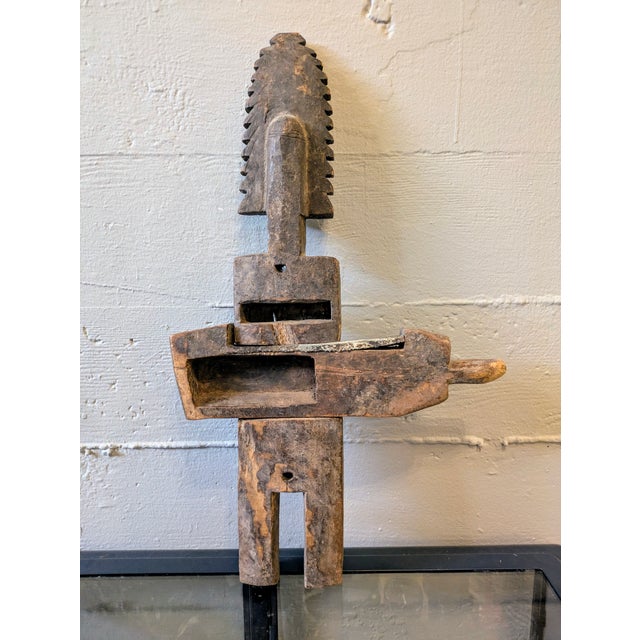 Early 20th Century Antique Handcrafted Bamana Guardian Door Lock For Sale - Image 5 of 6