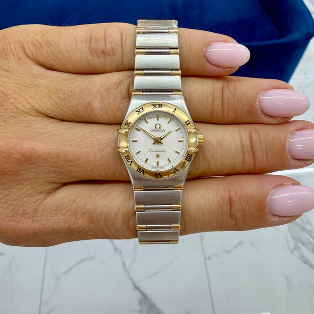Ladies Omega Constellation Mini 22.5mm 18k Yellow Gold Steel Quartz Watch For Sale - Image 9 of 9