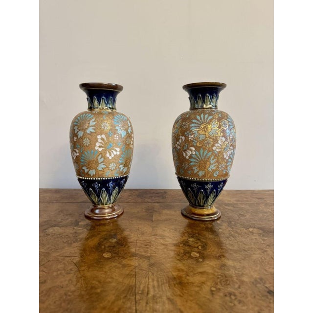 Vases from Royal Doulton, 1900s, Set of 2 For Sale - Image 6 of 6