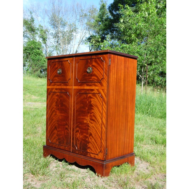Antique Art Deco Federal Flame Mahogany Petite Liquor Mini Bar