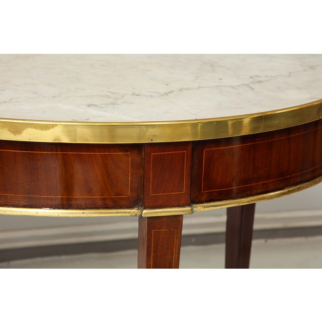 Antique French Mahogany Oval Marble-Top Bouillote Table on Tapered Legs For Sale In New York - Image 6 of 12