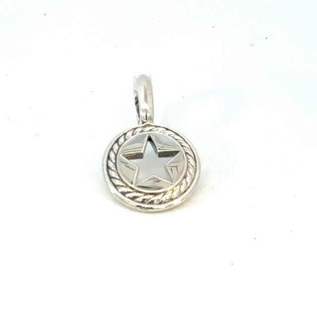 Metal 1990s David Yurman Star Amulet Pendant Sterling Silver Estate DY698 For Sale - Image 7 of 7