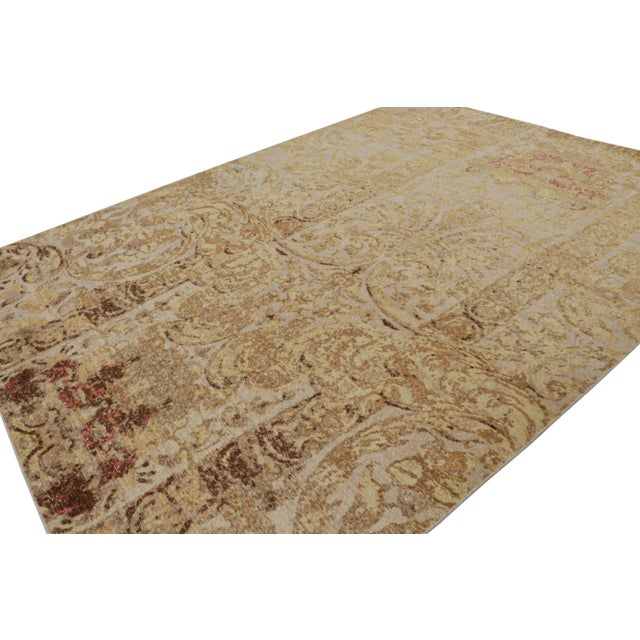 A 9x12 hand-knotted wool rug from Rug & Kilim’s Homage Collection inspired by grand European designs of Victorian...