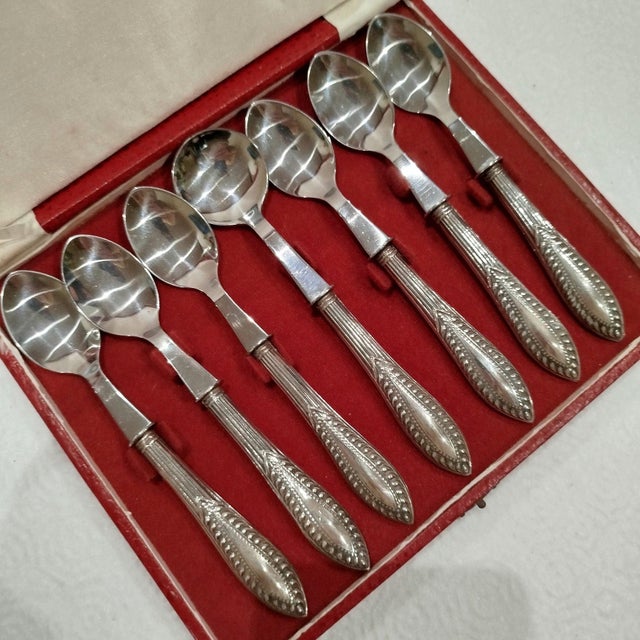 Silver Teaspoons and Sugar Spoon in Silver, Set of 8 For Sale - Image 8 of 8
