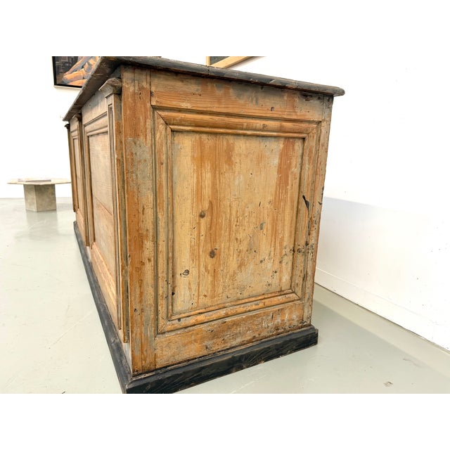 Large Antique Pine Trading Counter, 1890s For Sale - Image 13 of 18