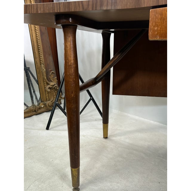 Mid-Century Modern Mid Century Executive Boomerang Desk For Sale - Image 3 of 12