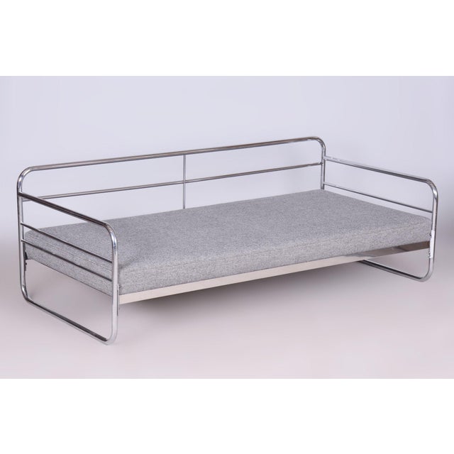 Metal Bauhaus Sofa in Chrome & Upholstery attributed to Hynek Gottwald, Czech, 1930s For Sale - Image 7 of 16