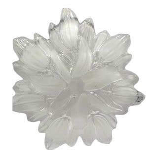 Vintage Mikasa Tulip Bowl From the Tulips Satin Collection. For Sale