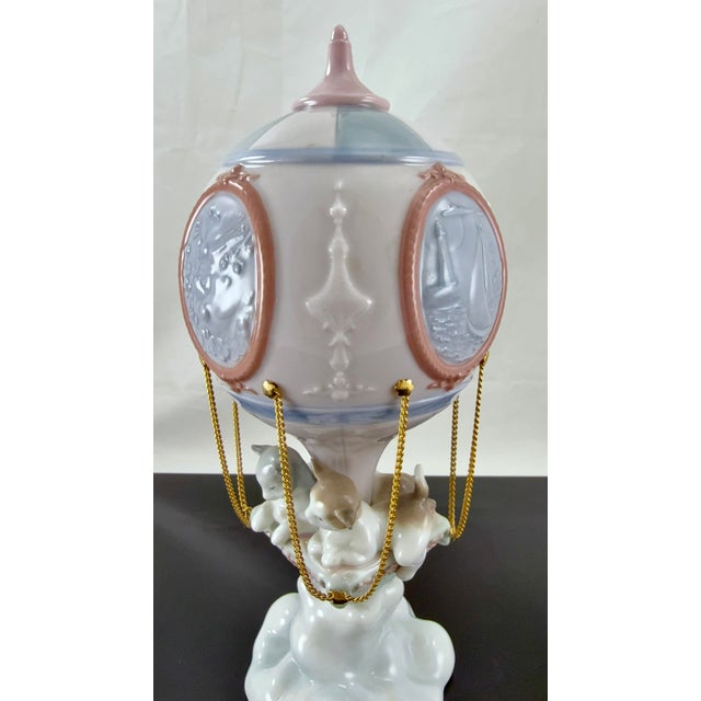 Traditional Lladro 6522 "Through the Clouds" Kittens in a Hot Air Balloon For Sale - Image 3 of 8