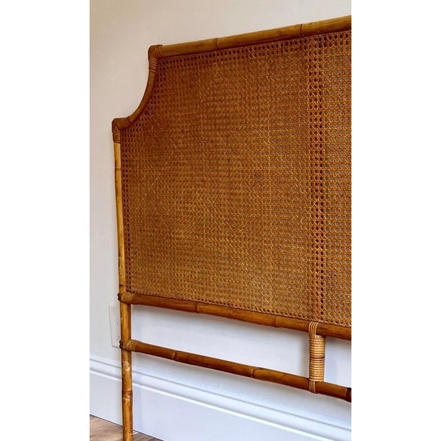 Early 20th Chinoiserie Pagoda Style Bamboo & Cane Headboard Full Size – Hollywood Regency For Sale - Image 10 of 12