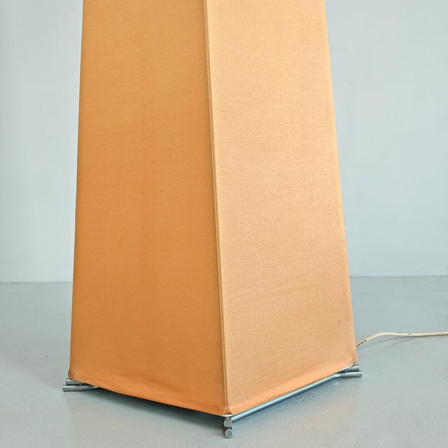 Kazuki Fabric Floor Lamp by K. Takahama for Sirrah, 1970s For Sale - Image 9 of 18