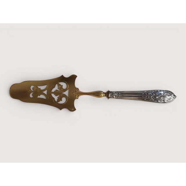 Louis XVI Silver Pie Server from Brosse & Cie, 1890s For Sale - Image 4 of 13