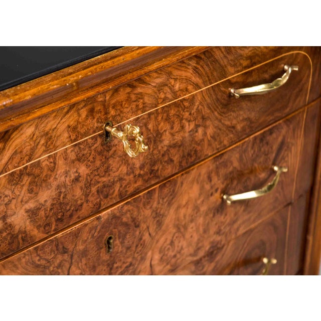 Italian Mid-Century Burl Walnut Four-Drawer Chest With Black Glass Top For Sale In Detroit - Image 6 of 12