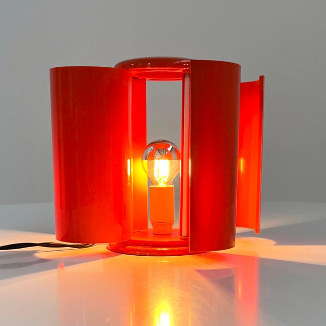 Coral Flower Table Lamp by Studio D.A. for Lamperti, 1970s For Sale - Image 9 of 13
