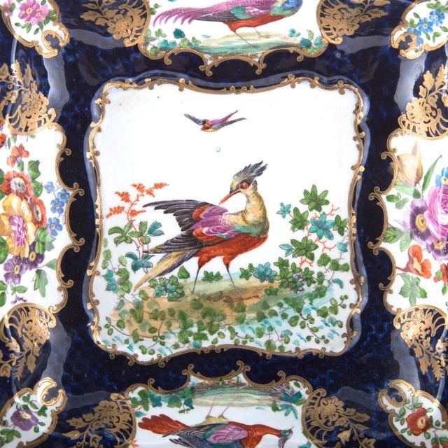 Seven Piece “Chelsea Bird’ Pattern Garniture of Antique English Porcelain For Sale - Image 10 of 16