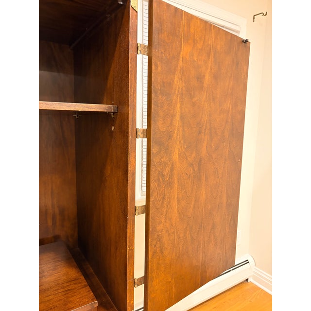 1980s Burl Walnut Chinoiserie Style Media / Bar Cabinet For Sale - Image 12 of 18