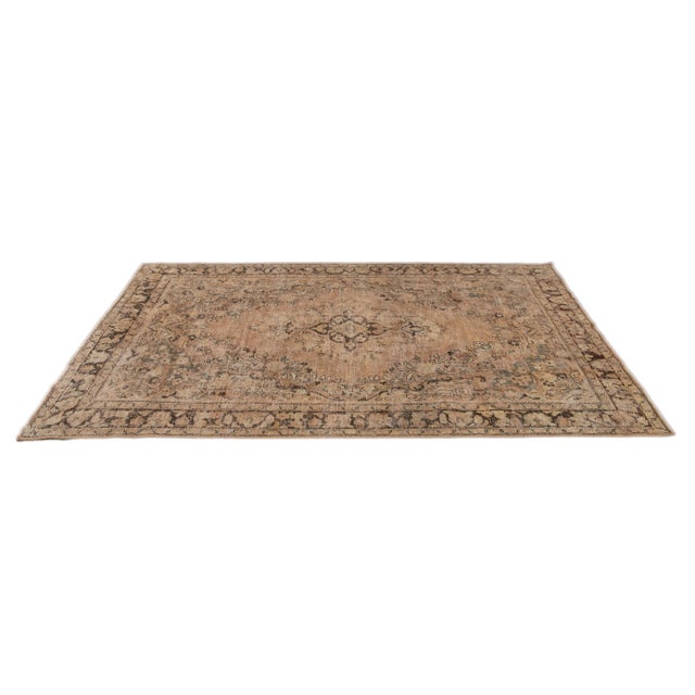 Vintage Chic Handmade Peach Wool Rug With Medallion Motif For Sale - Image 9 of 13