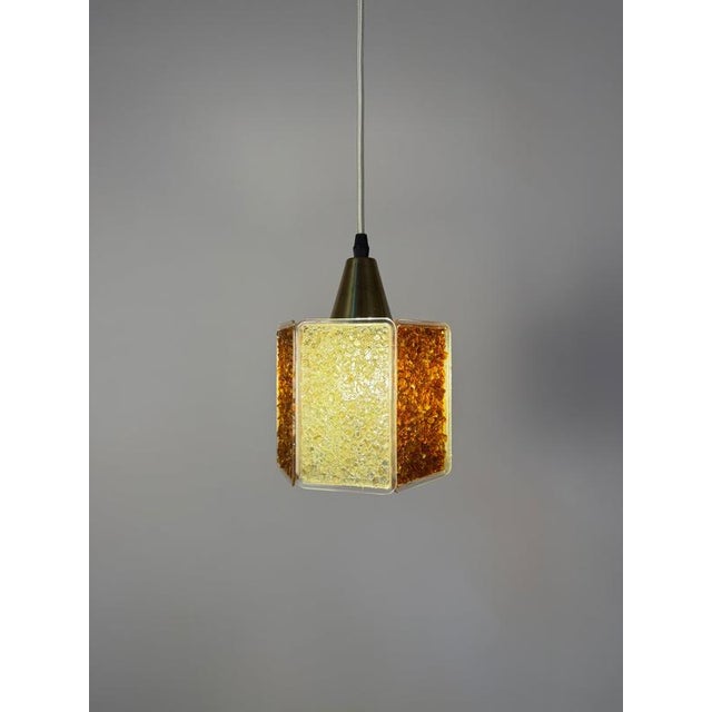 Hexagon Pendant Lamp in Brown and White Acrylic Glass with Granite Look by Roland Konst For Sale - Image 10 of 11
