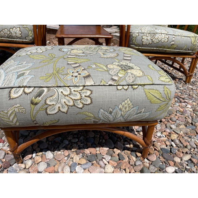 Mid-Century Modern 1940s MCM Heywood Wakefield Rattan Pair Lounge Chairs, Foot Stool & Lamp Table For Sale - Image 3 of 10