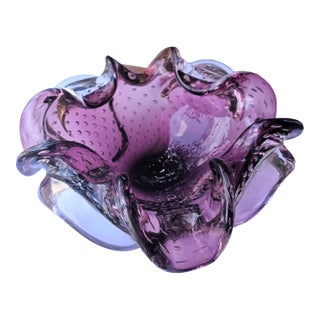 Mid 20th Century Murano-Attributed Amethyst Sommerso Art Glass Ashtray / Bowl With Bullicante Detailing For Sale