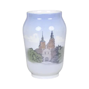 Model 4567 Hand Painted Vase from Royal Copenhagen, 1970s