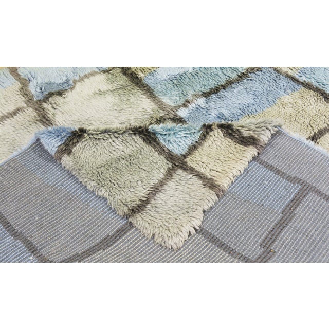 Indian Moroccan Style Hand Knotted Organic Wool Rug,6'x9' For Sale In New York - Image 6 of 7