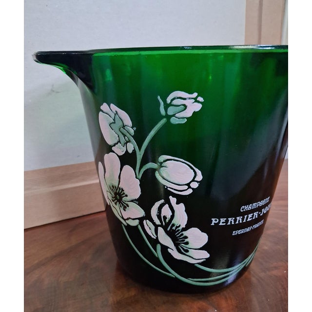 1970s 20th Century Anemones Champagne Bucket in Green Glass by Perrier-Jouët, 1970s For Sale - Image 5 of 7