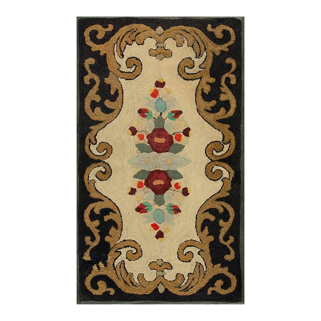 Sublime Tan Beige Color With Beautiful Flower Design Antique American Hooked Rug For Sale