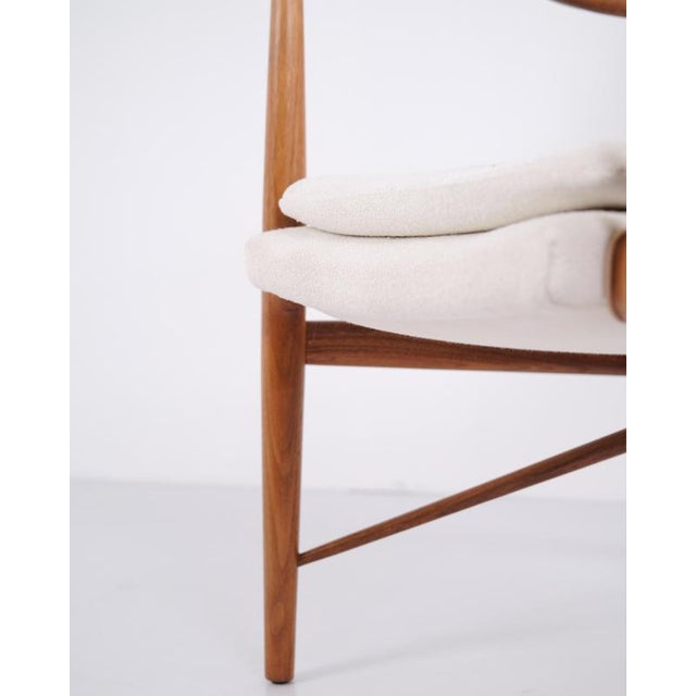 Wood Walnut Lounge Chair with Light Fabric by Finn Juhl, 1952 For Sale - Image 7 of 11