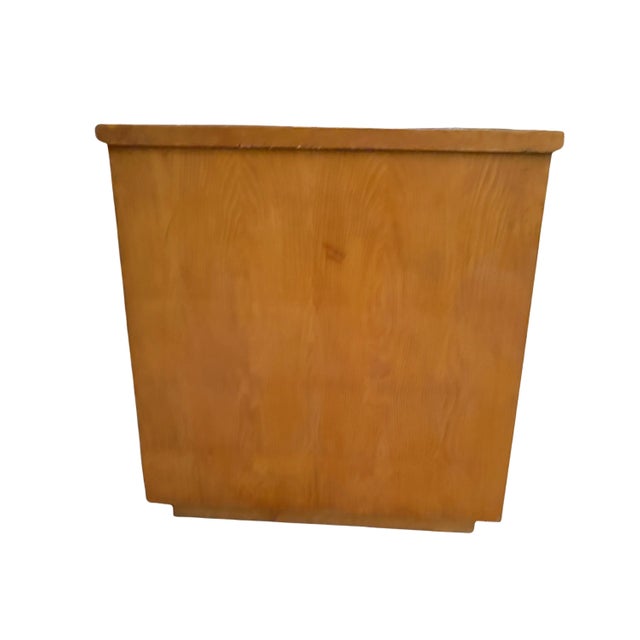 Mid-Century Solid Birch/Maple Bookcase With Hidden Side Storage – c.1950s For Sale - Image 10 of 12