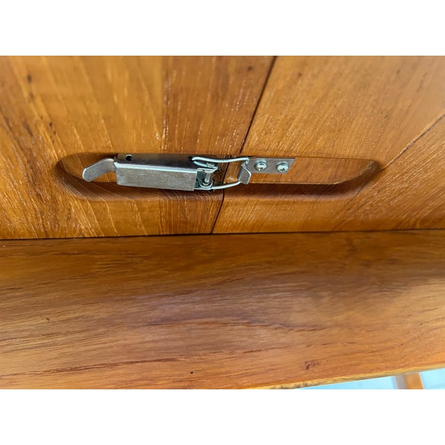 Mid-Century Modern Teak Oval Extension Dining Table For Sale - Image 16 of 16