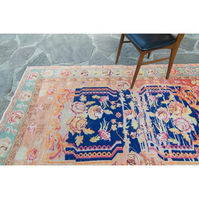 House of Séance - 1960s Vintage Caucasian Soumak Floral Wool Handwoven Rug - 4’7” X 7’2”6 For Sale - Image 4 of 11