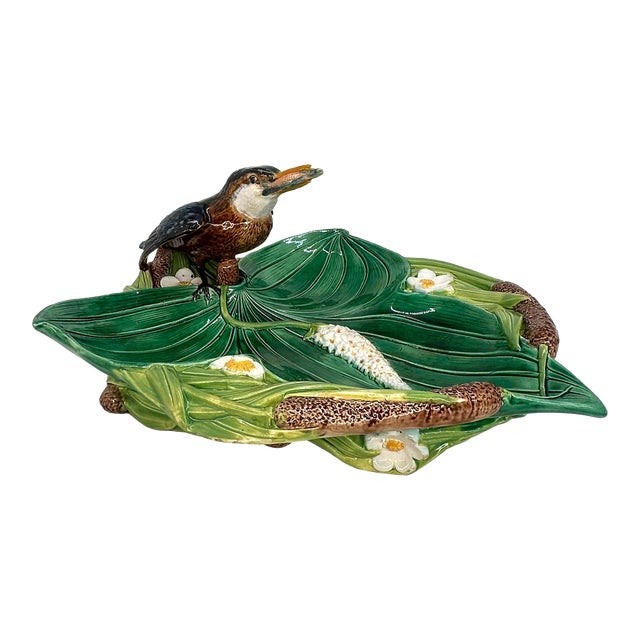 A George Jones Majolica Kingfisher on Lily Pad Luncheon Tray, English, Ca. 1875 For Sale