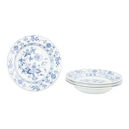 Porcelain Soup Plates with Blue Onion Pattern from Meissen, Set of 4 For Sale