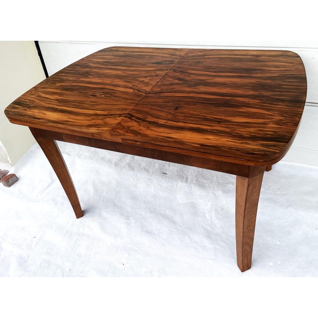 Art Deco Extendable Table in Figured Walnut, 1920s For Sale - Image 17 of 18