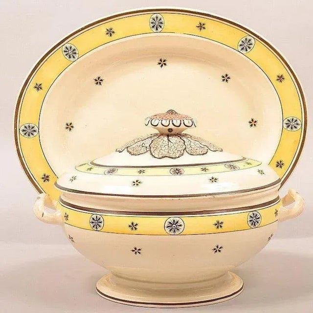 19th Century English Creamware Soup Tureen and Platter Davenport - A Pair For Sale - Image 4 of 6