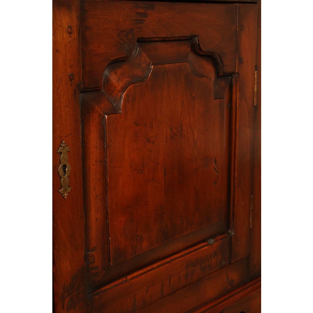 English Reproduction Georgian Style Linen Press Cabinet For Sale - Image 15 of 18