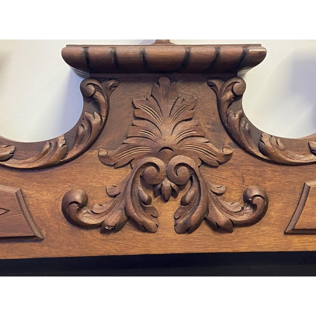 French Architectural Pediment in Cornice and Carved Wood, 1890s For Sale - Image 4 of 14