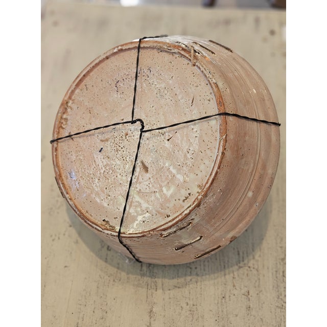 Rustic European Mid 19th Century Spanish Ceramic Fajalauza Bowl From Granada For Sale - Image 3 of 7