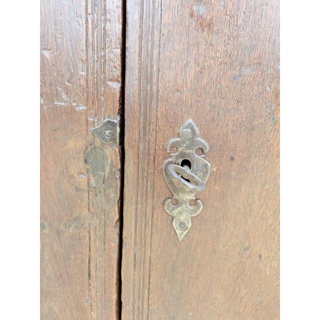 Brown Boeren Spinde Farmer's Pantry Cupboard in Oak, 18th Century For Sale - Image 8 of 17