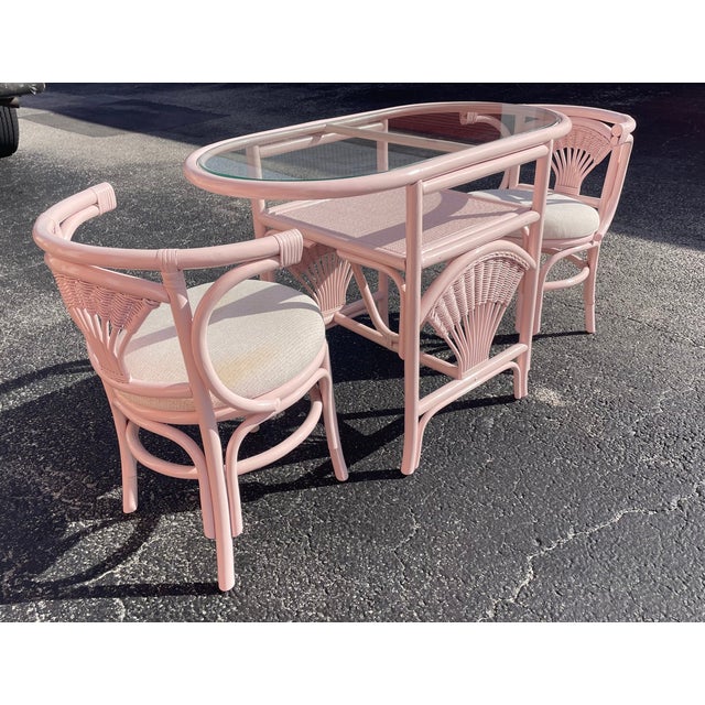 1960s Hollywood Regency Honeymoon Table Set in Georgia Pink Lacquer – Semi-Gloss Finish For Sale In Miami - Image 6 of 11