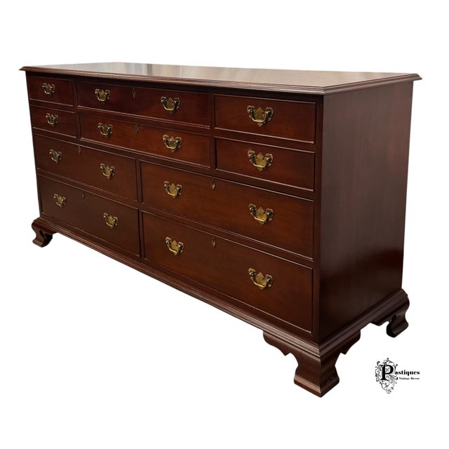 American Vintage Craftique Chippendale Style Solid Mahogany Dresser For Sale - Image 3 of 12