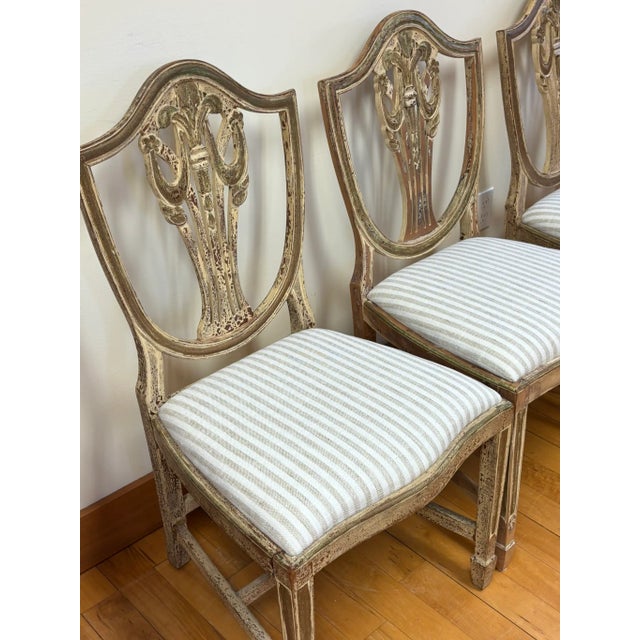 1940s Sheraton Dining Chairs- Set of 6 For Sale - Image 6 of 7
