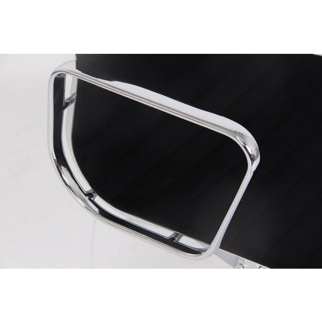 Black Model EA108 Swivel Chair by Charles and Ray Eames for Herman Miller, 1950s For Sale - Image 8 of 13