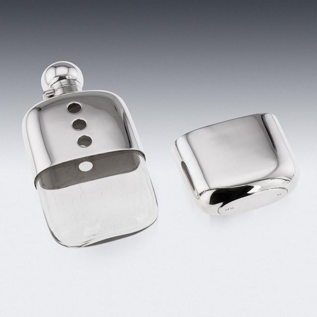 20th Century Victorian Silver Hip Flask & Cup from James Dixon & Son, 1901 For Sale - Image 4 of 12