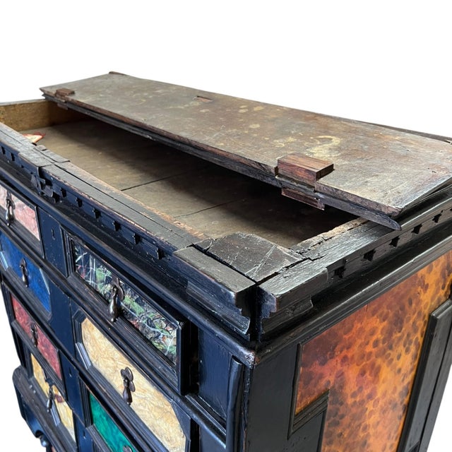 18th Century Italian Chest on Stand For Sale In New Orleans - Image 6 of 8