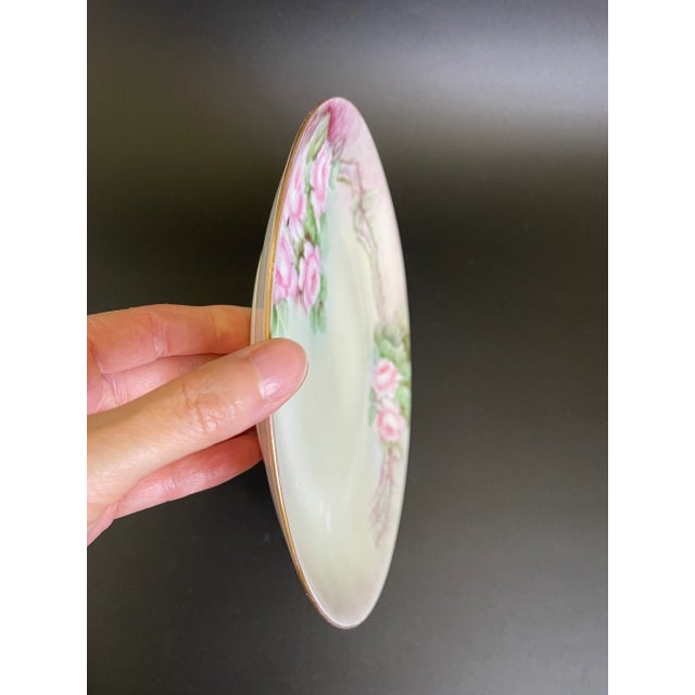 Early 20th Century Antique Hand Painted Hutschenreuther Selb Peerless Bavaria Roses Plate For Sale - Image 5 of 9